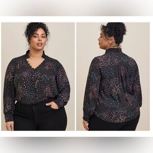 Torrid Black Floral Georgette Button Front Smocked Collar Blouse Size 1 1X
